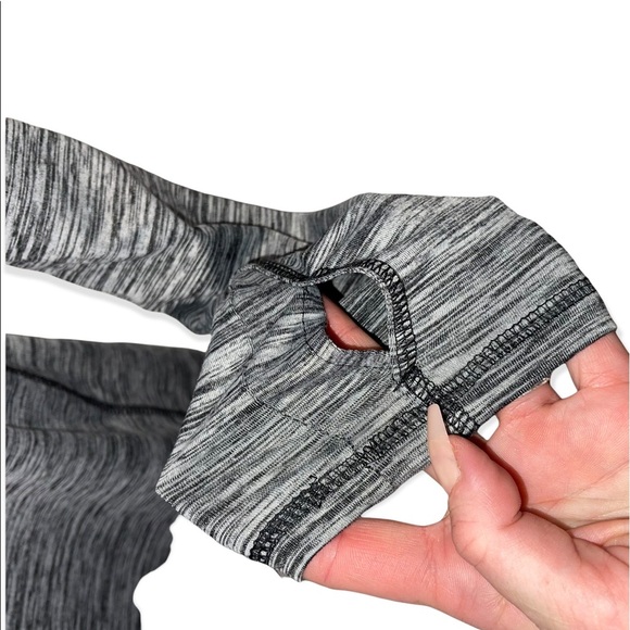 DANSKIN NOW Gray Semi Fitted 1/4 Zip Performance Dri More Pullover M - Picture 3 of 4